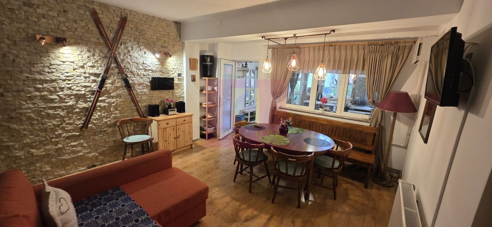 Apartament cu 2 camere de vânzare în Sinaia – Cartierul Furnica