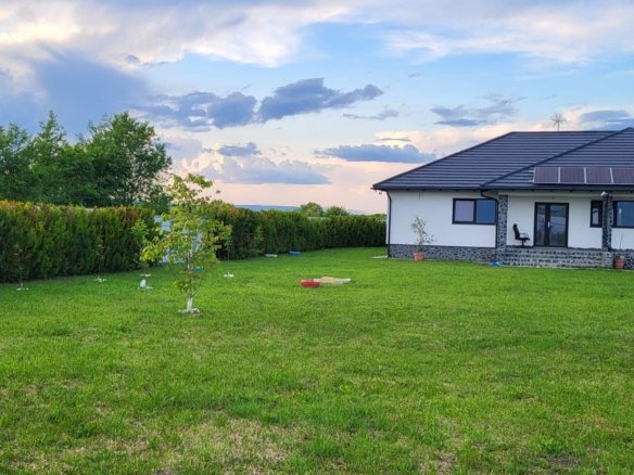 Casa moderna de vanzare in Prejmer – La Stejari