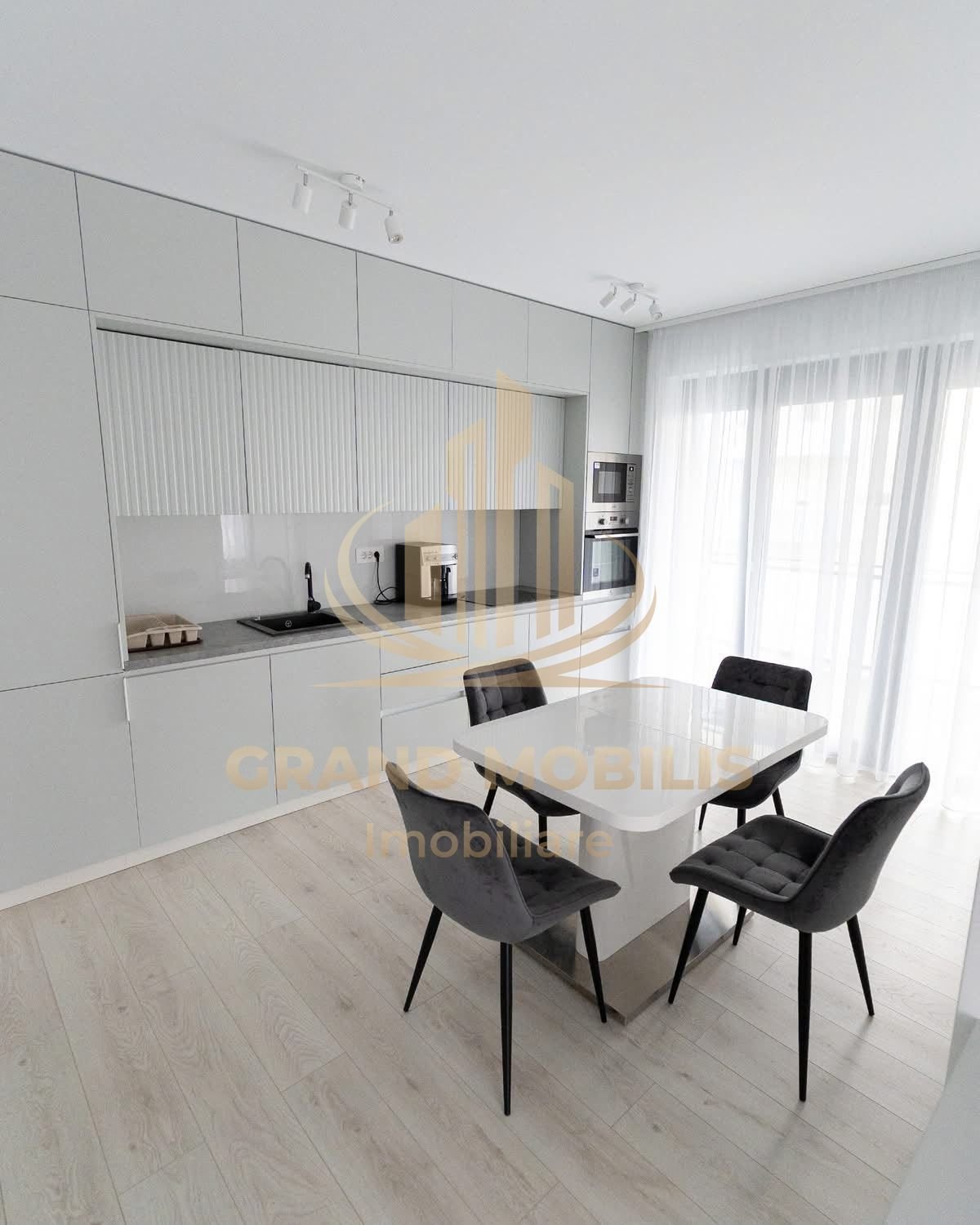 Apartament premium cu 2 camere și parcare inclusă Torontalului
