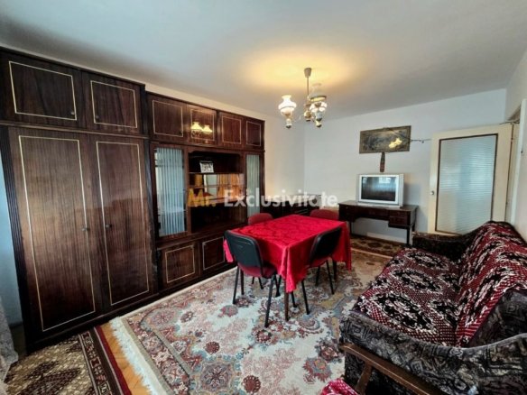De vânzare apartament 4 camere Careiului Satu Mare