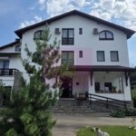 Pensiune de vanzare in Cornu