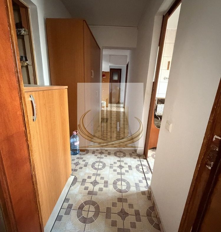 Apartament cu 4 camere 2 bai sector 4  Berceni