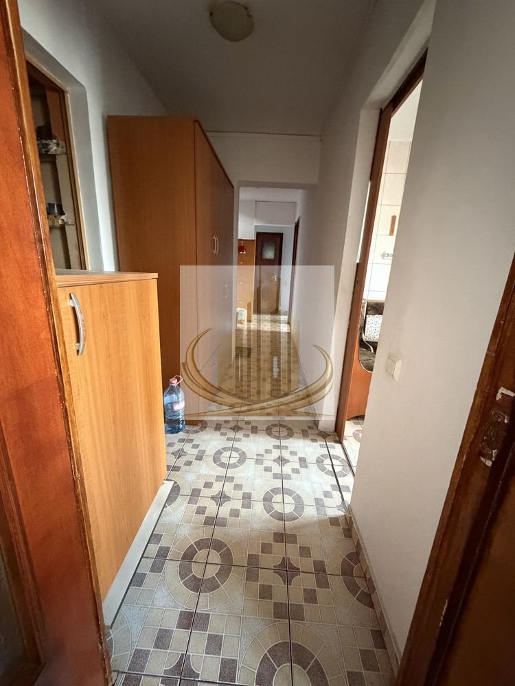 Apartament cu 4 camere 2 bai sector 4  Berceni