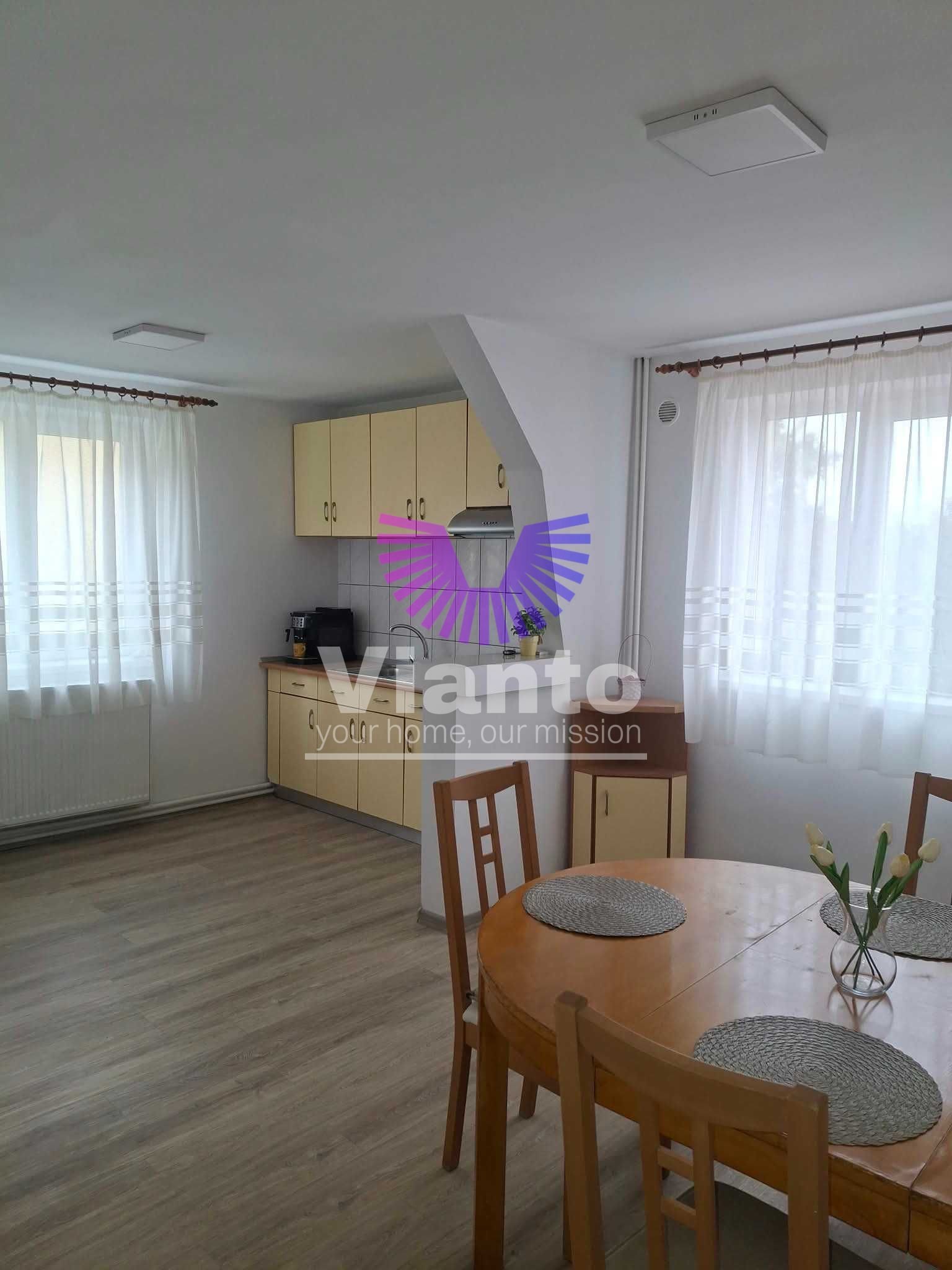 45e51ea51eb641edb48688e6b812bdac Casa 7 Camere, 3 Bai, cu Teren -500mp – Lazaret