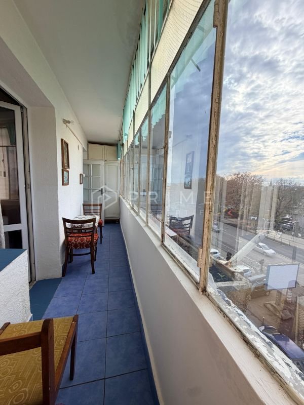 Apartament cu 3 Camere și 2 Băi  – Cartier Unirii – Zona Darina