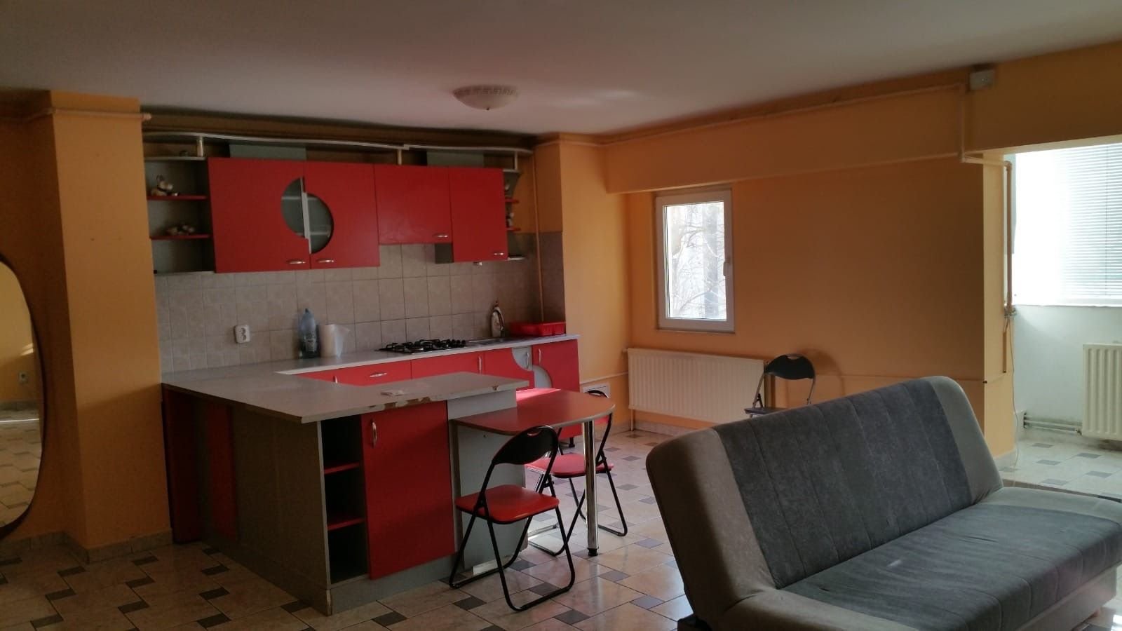 47b997fc3c904e399138ede4ed0342c6 Apartament cu două camere de inchiriat zona Astra