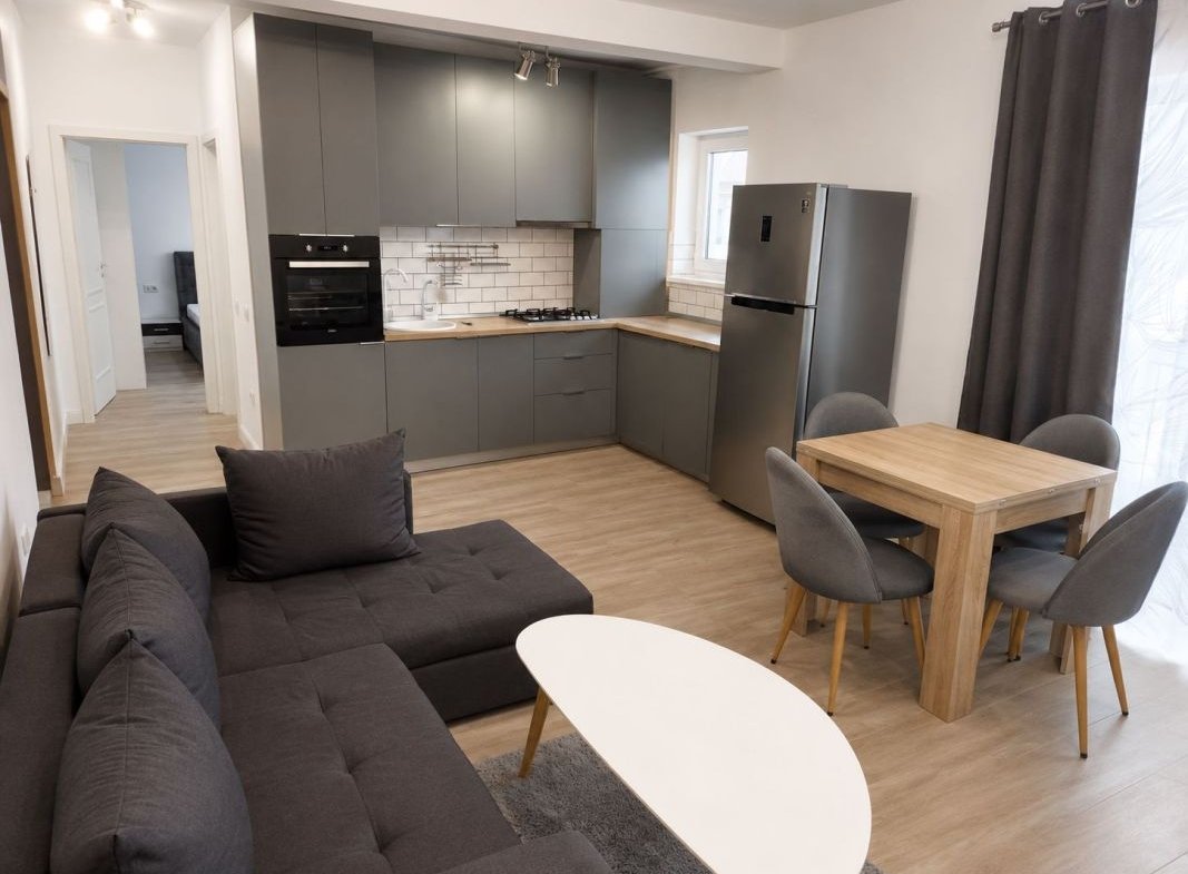 Apartament modern cu 2 camere decomandate, situat în Dumbrăvița