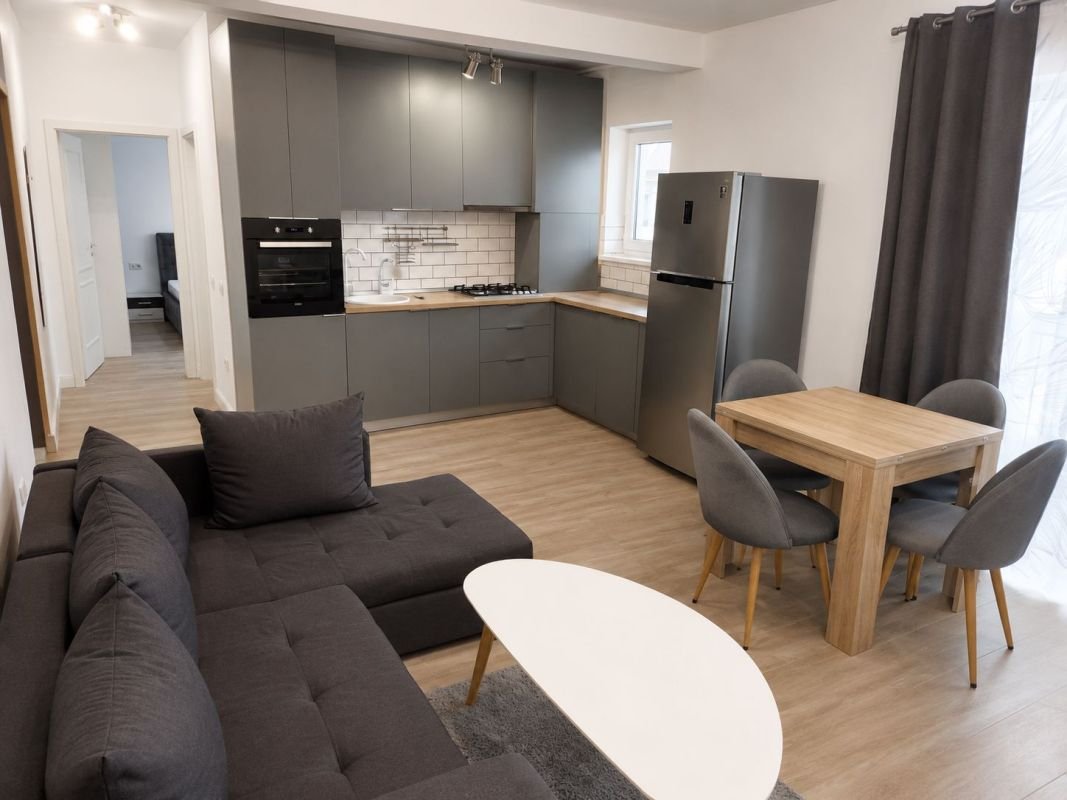 4acb0dcc234f40be83a6c987f64072e2 Apartament modern cu 2 camere decomandate, situat în Dumbrăvița