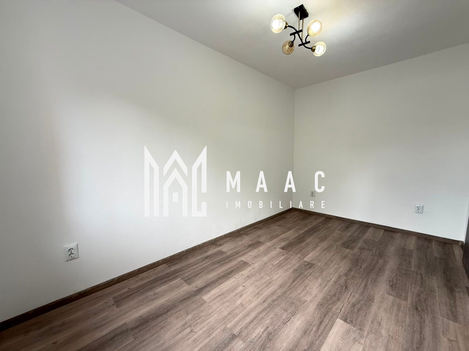 4c9c4bae990f453cb0fd7d303bf78df1 Apartament 2 camere de vânzare | Sibiu, Mihai Viteazul | 37 mp