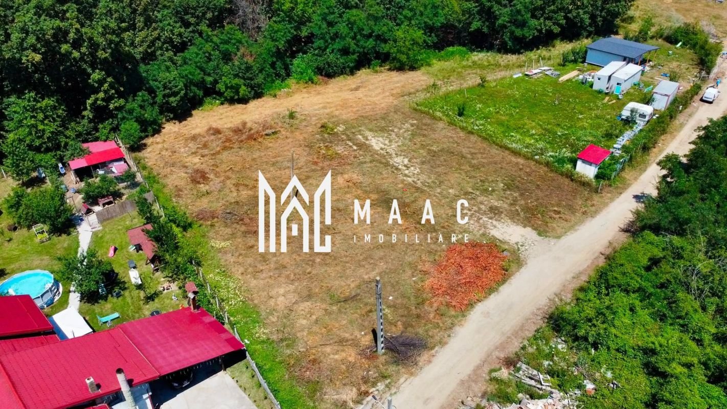 4ca6e754ce2b4cba903e42efef7060d6 Teren intravilan de vânzare | Budești | 3.000 mp