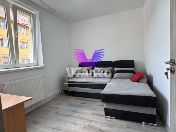Apartament 3 camere mobilat prima inchiriere Hipodrom I-Luptei