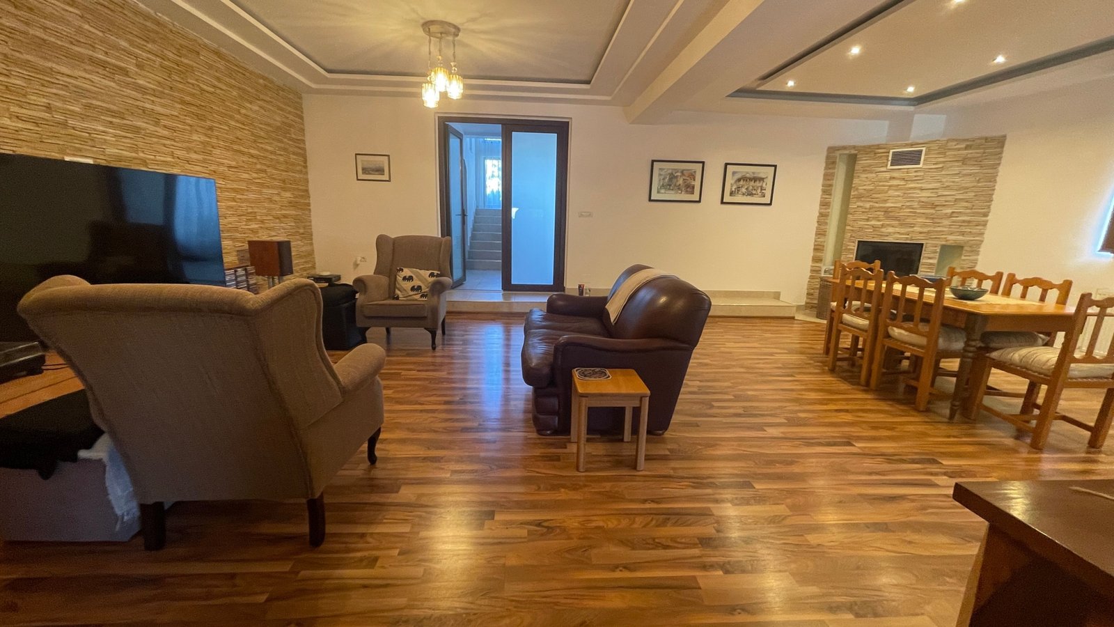 Casa cu teren generos de 750 mp, P+1E in zona Mehala