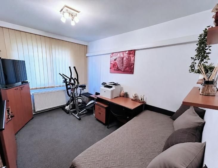 Apartament 3 camere, etajul 1 zona Bucovina-Torontalului
