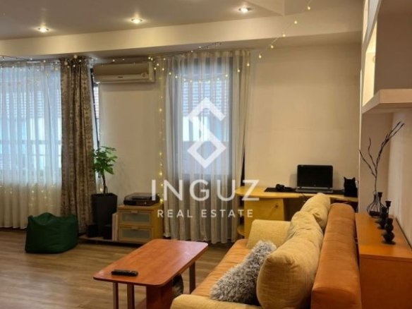 De închiriat – apartament 2 camere + terasă | Zona Vitan Mall