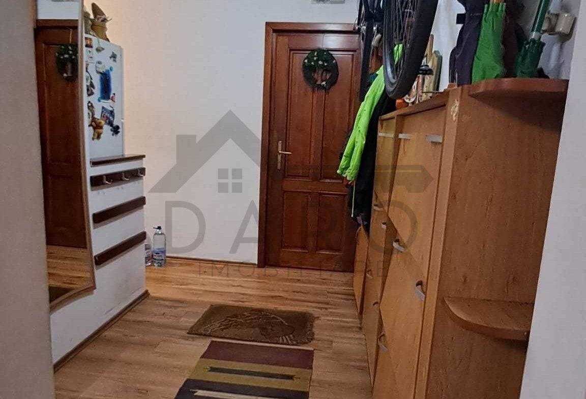 Vânzare apartament cu 2 camere