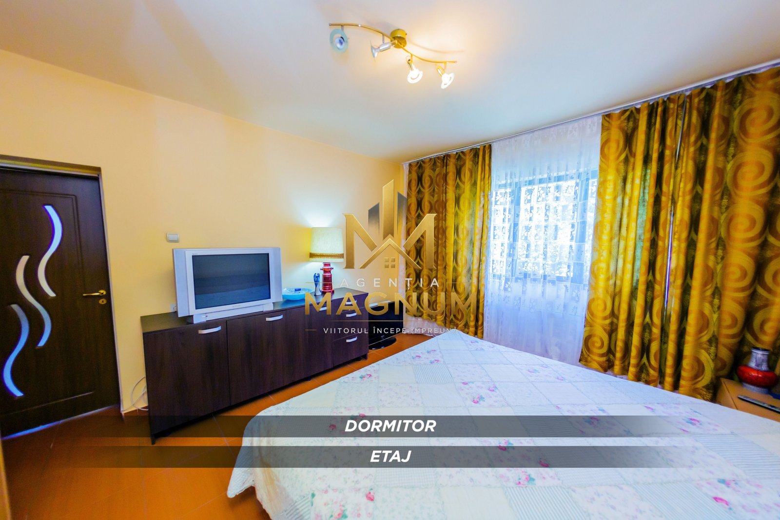 4ecb9611b83d47e8a84d7108813ff94d Casă P+1 de vânzare