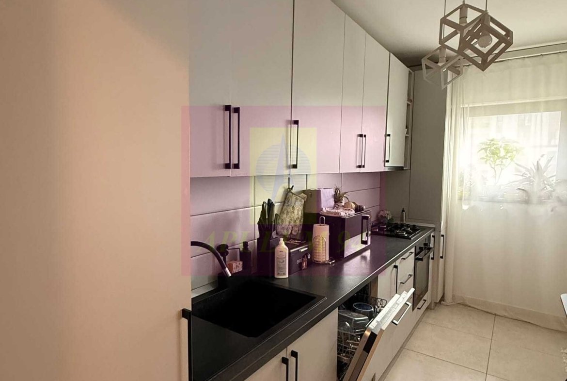 Apartament 2 camere Aqua City- Giulesti