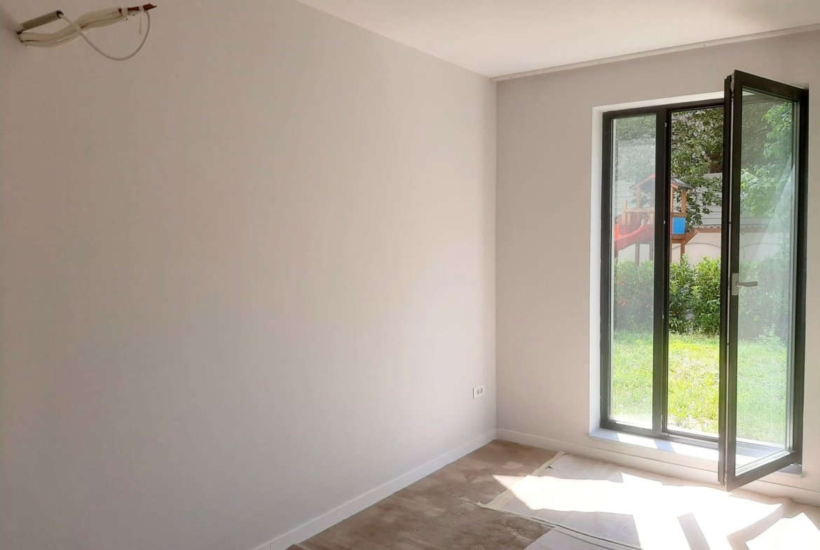 APARTAMENT PREMIUM CU 5 CAMERE ȘI GRĂDINĂ PRIVATĂ DE 160 MP