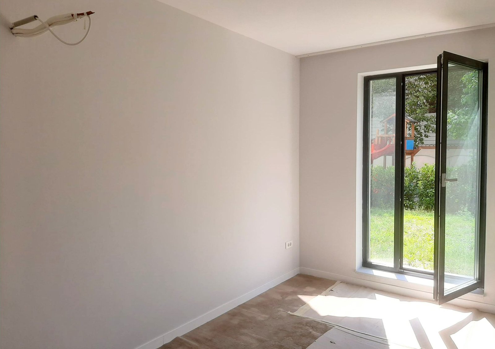 4efc902a17d345e09e89ae157b3bea64 APARTAMENT PREMIUM CU 5 CAMERE ȘI GRĂDINĂ PRIVATĂ DE 160 MP