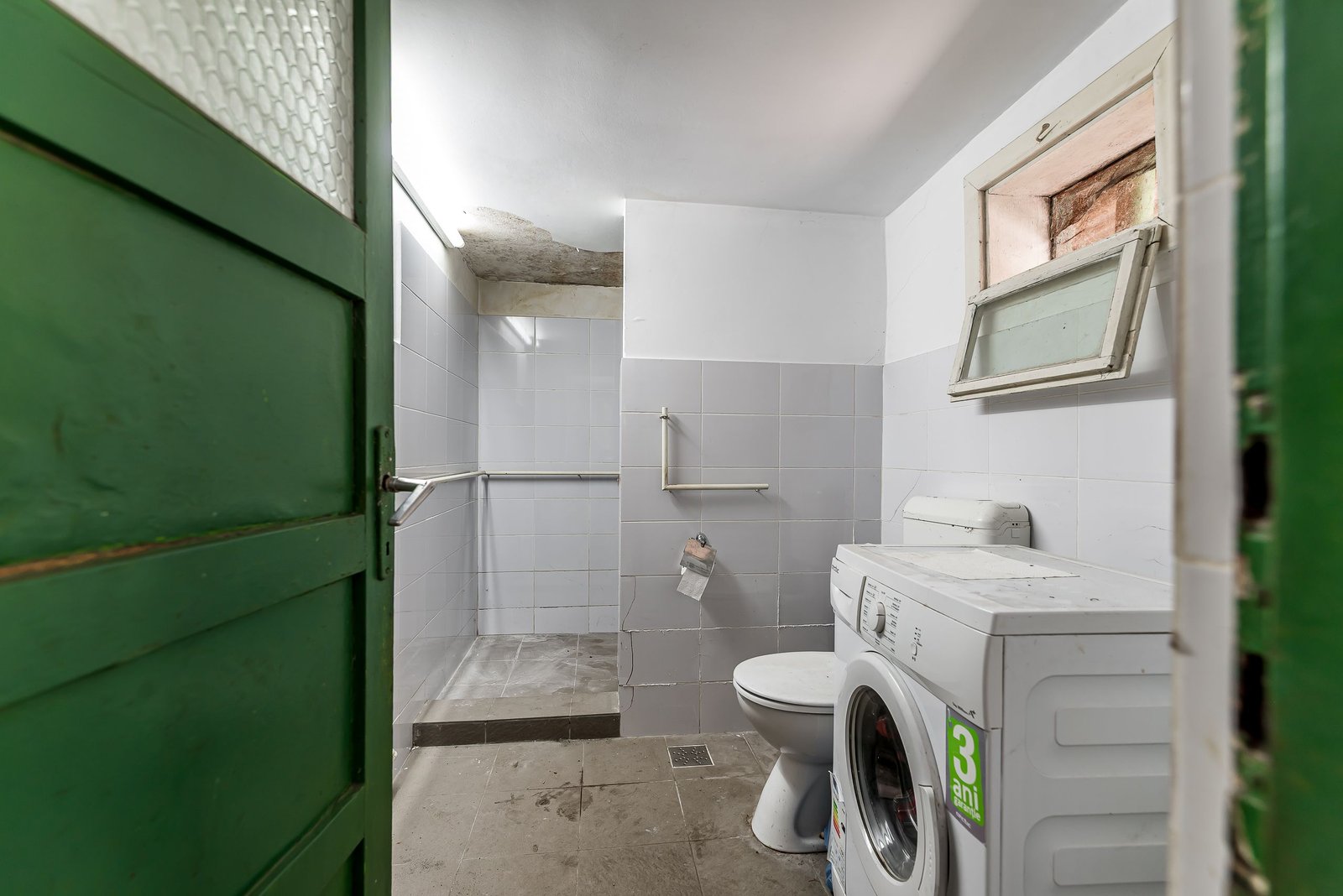 Casă de Vânzare în Bujac | Teren 1.018 MP | 2 Fronturi Stradale