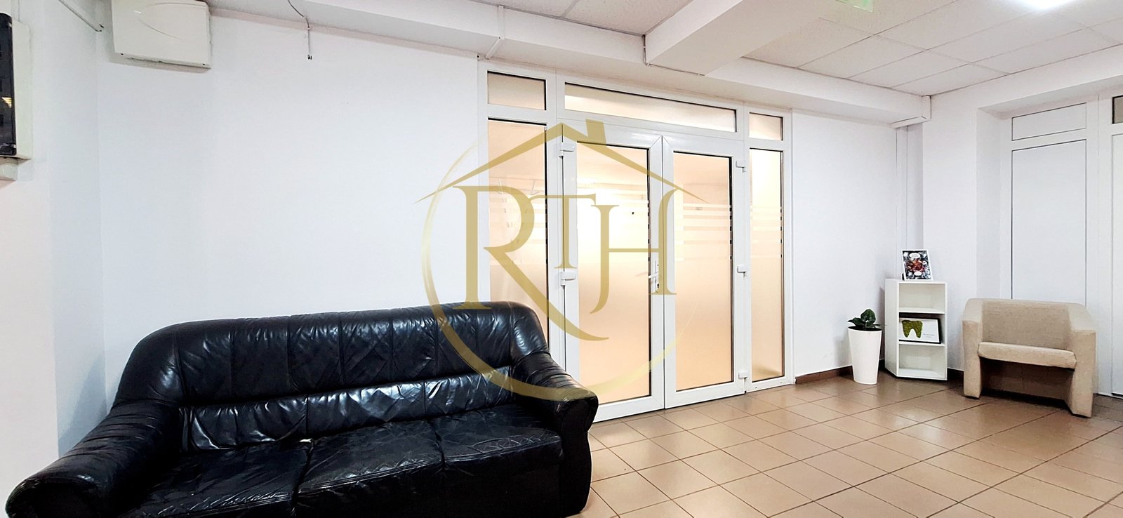 506ee9a8c0214c7280c12c755ba9d948 Spațiu comercial SAD de închiriat – Calea Martirilor, Timișoara, 0% comision