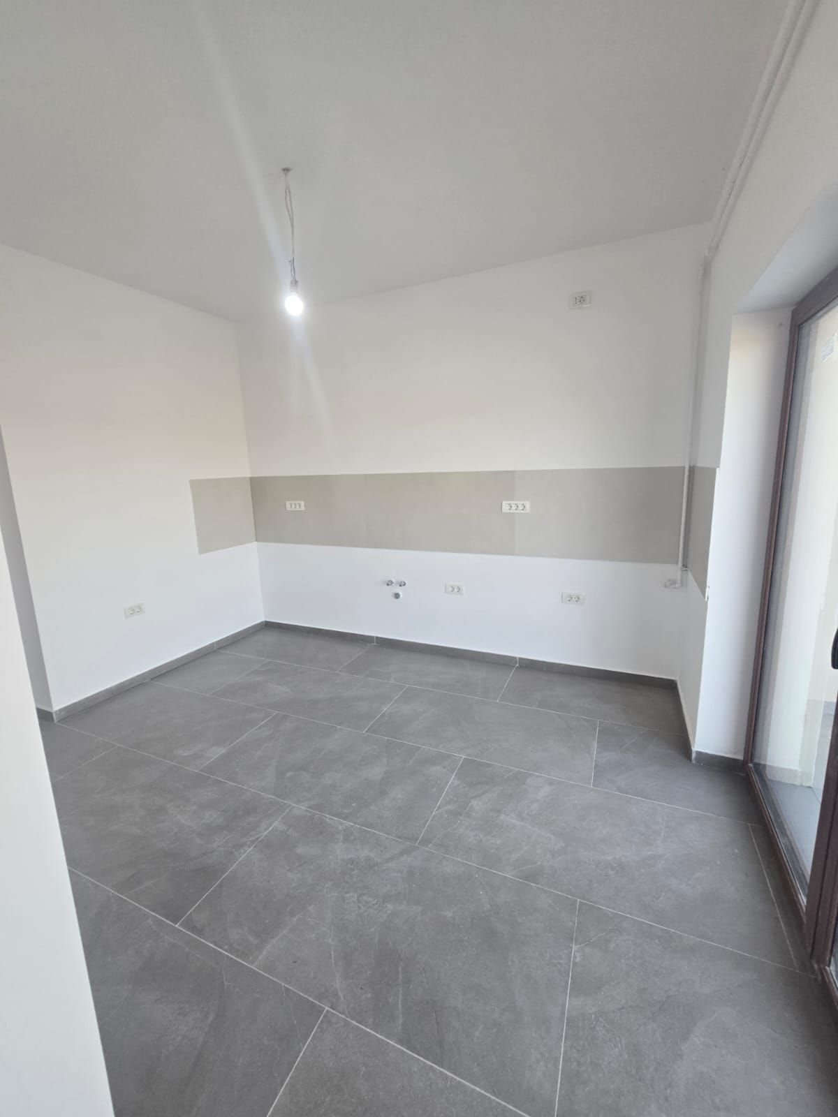 50b2d272b83f4a76ad79dbbdbcf0e18e Duplex cu 4 camere, terasă și logie | Timișoara, Plopi | 172.000 €