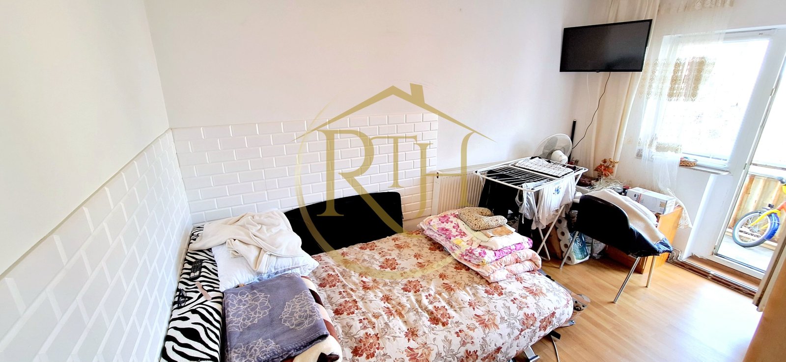 50ef75718339416db4847fafa77c6fe7 Oferim spre vanzare, Apartament cu 3 camere, Girocului, Sp. Judetean