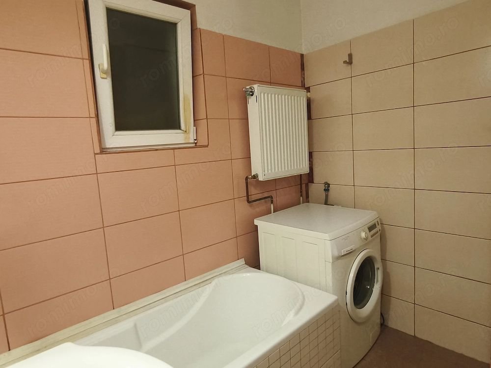 Apartament cu 2 camere, etaj 3 chiar în Complexul Studențesc