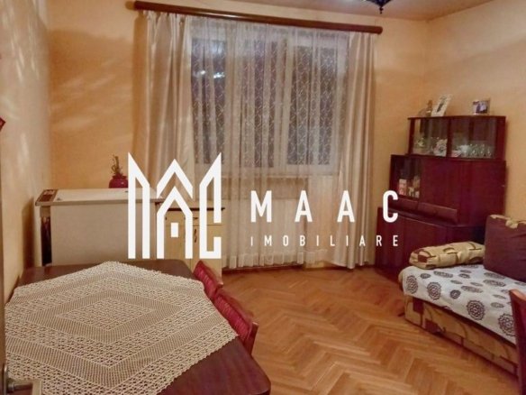 Apartament 3 camere de vânzare | Cisnădie, Central | 63 mp