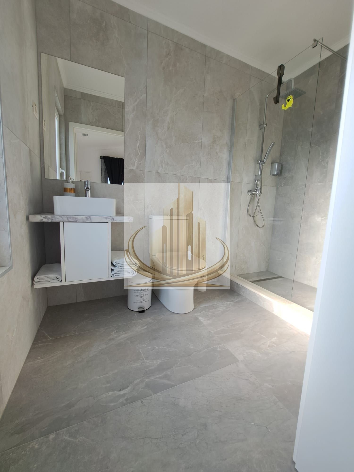 Proprietate Unică cu Afacere Profitabilă Inclusă | 1600mp teren