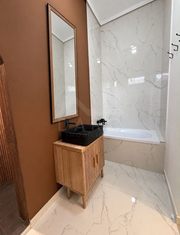Apartament  complet renovată în inima orașului Târgu Mureș, Piața Trandafirilor