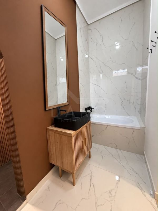 5353da066be3425f8d0776fe3ba47991 Apartament complet renovată în inima orașului Târgu Mureș, Piața Trandafirilor