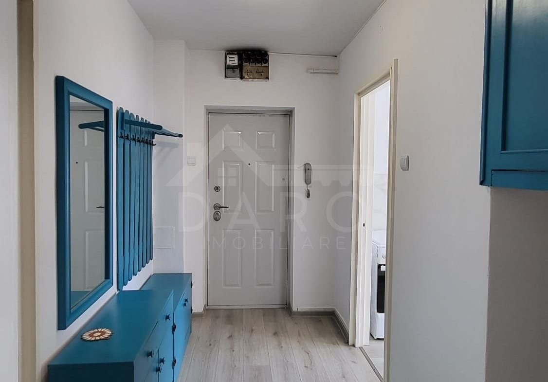 Apartament 3 camere de vânzare