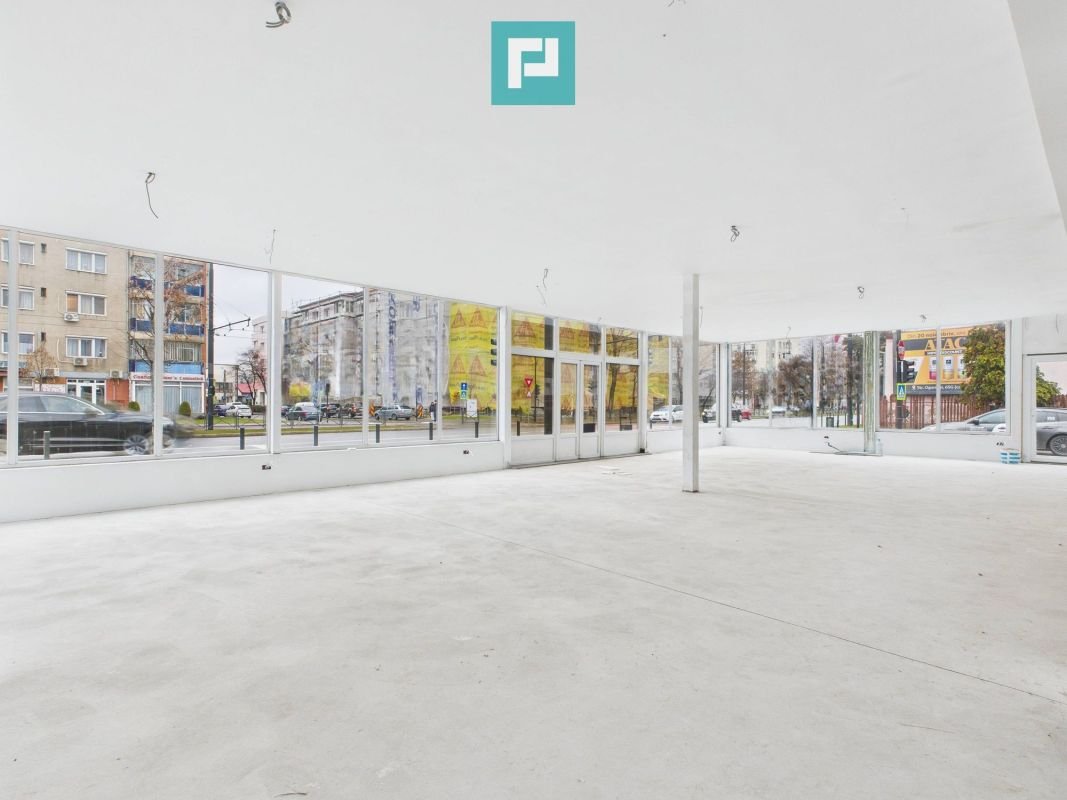 Spațiu comercial 200mp + 90mp mansarda – Cantemir
