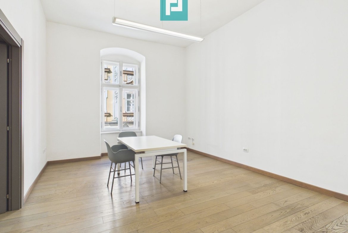 Spațiu de birouri cu 2 camere | Zonă Centrală