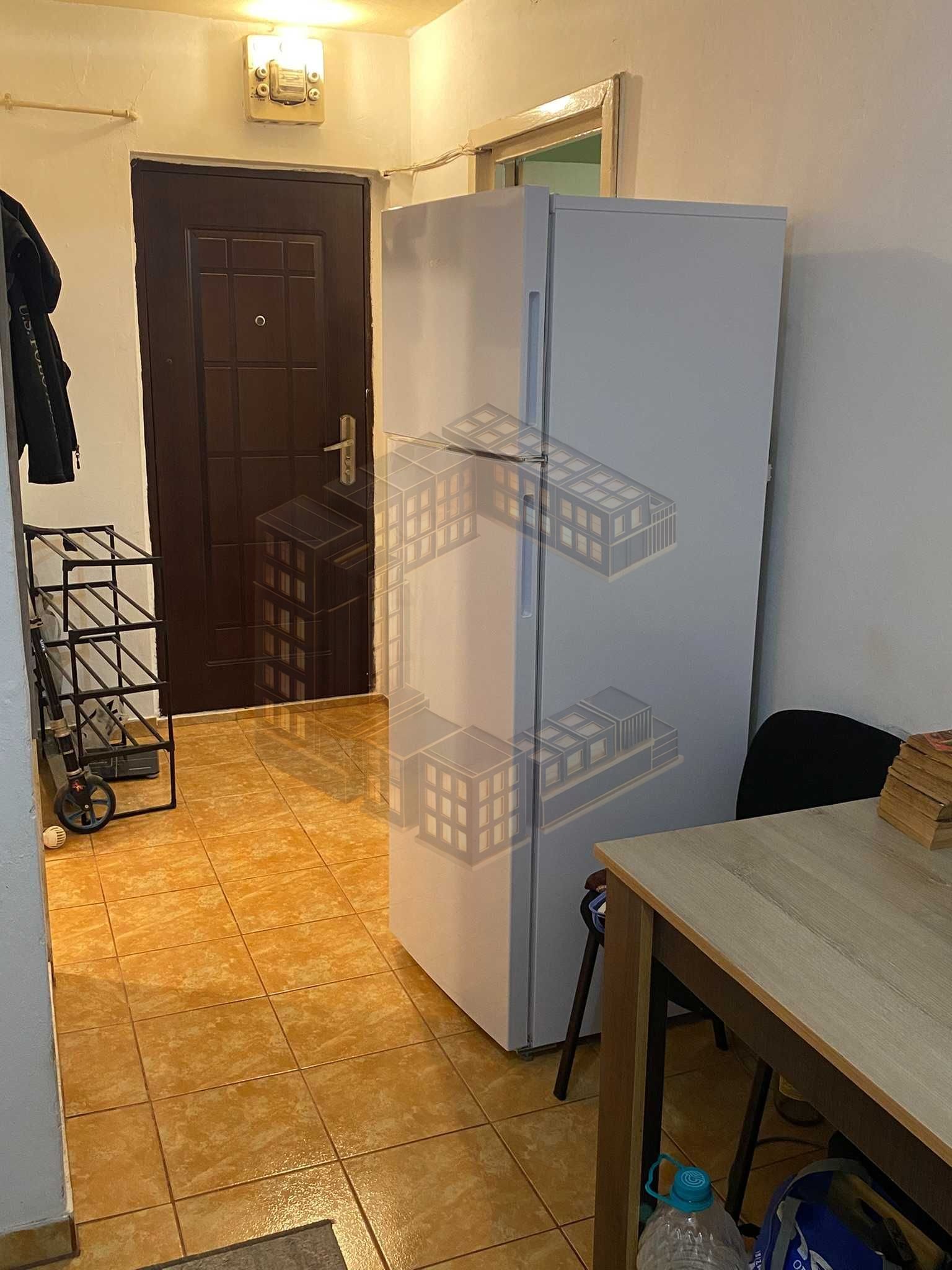 Apartament cu 1 camere, decomandat, de vanzare, etajul 2,zona Medicina