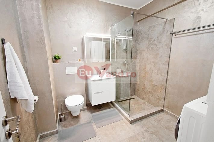 De inchiriat apart. 2 Camere – Riviera – Vedere Dunăre și Parcare Privată