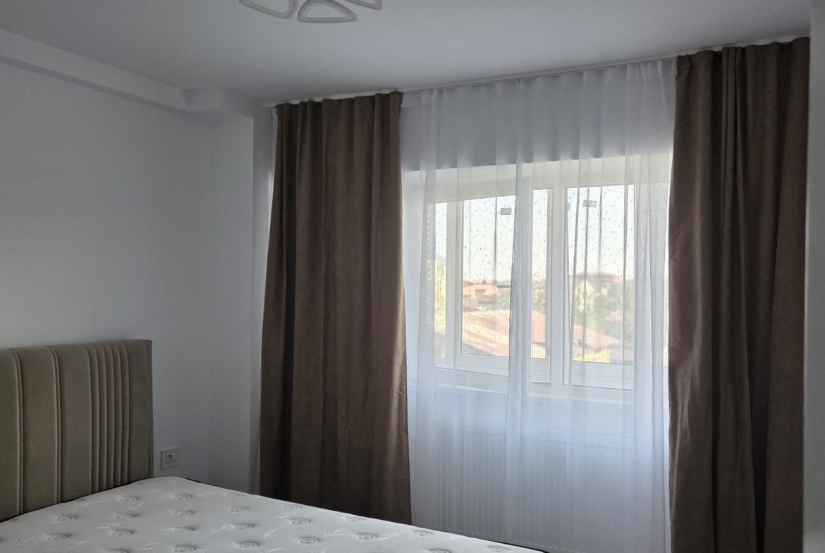 Apartament 3 camere de inchiriat