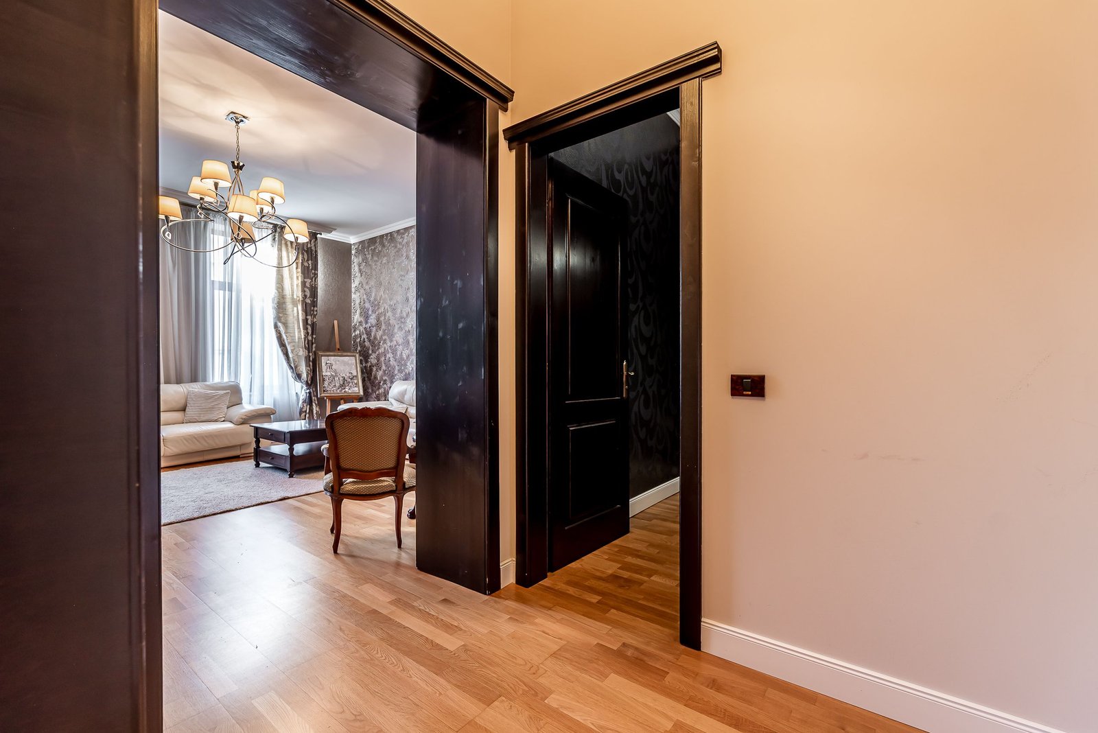 5c6c930b09ec4107a64ab861920d7a1e Apartament cu personalitate, pentru cei care apreciază eleganța.