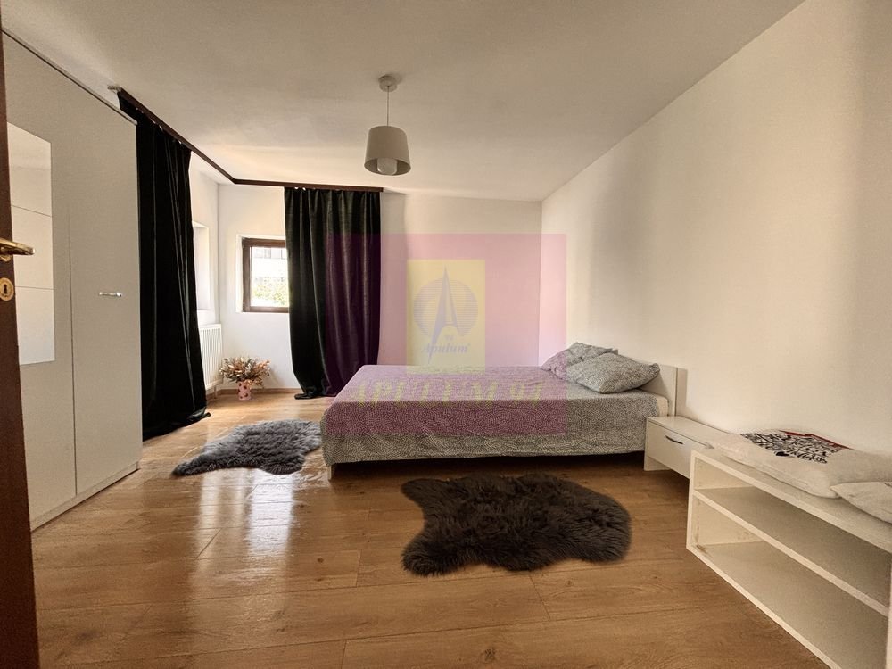 Apartament in vila Piata Rond Alba Iulia .