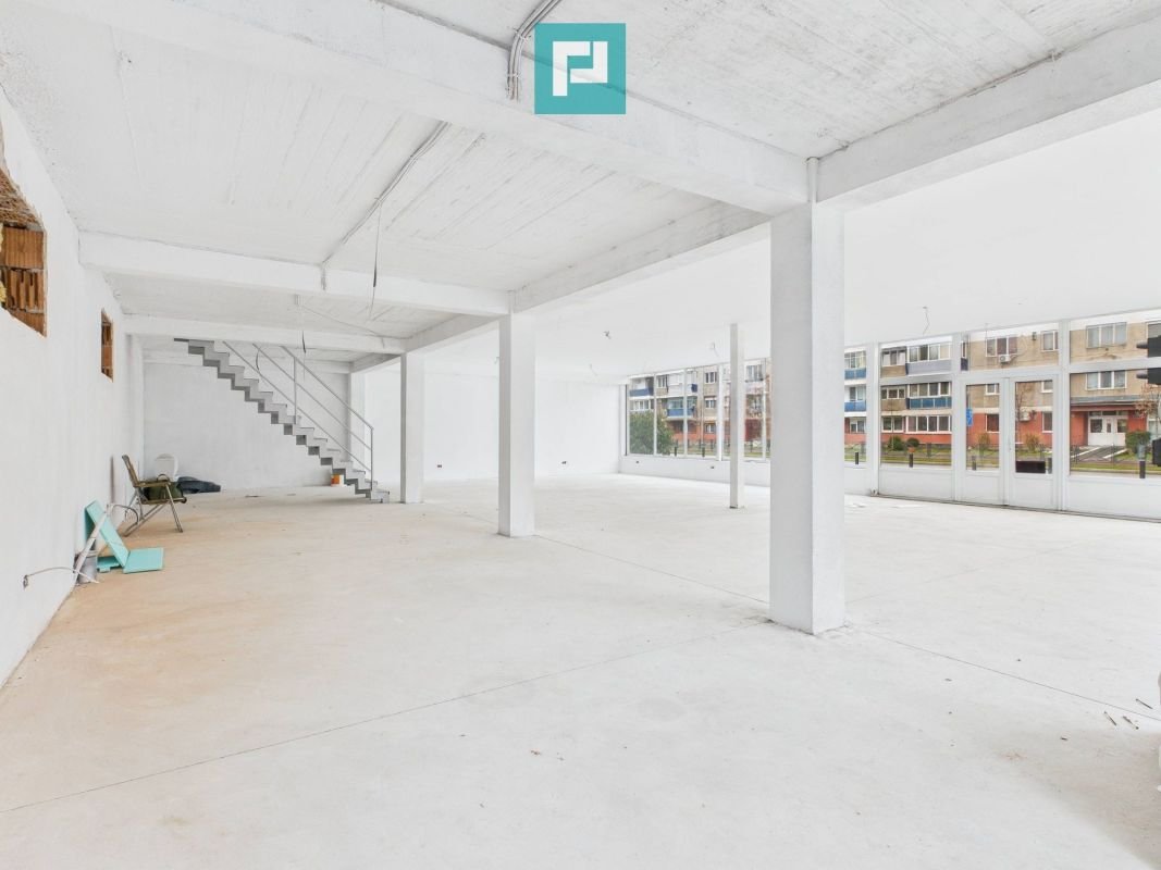 Spațiu comercial 200mp + 90mp mansarda – Cantemir