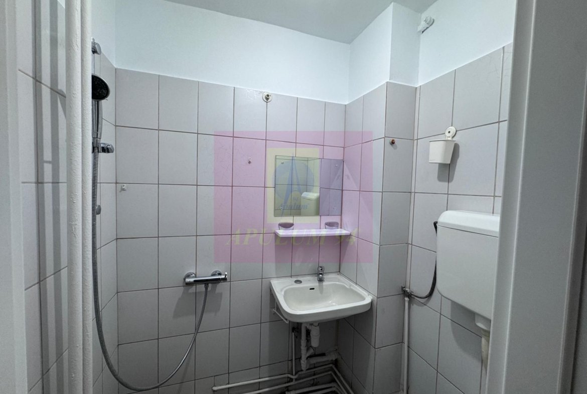 Apartament 4 camere bd Tineretului cu Centrala Termica proprie