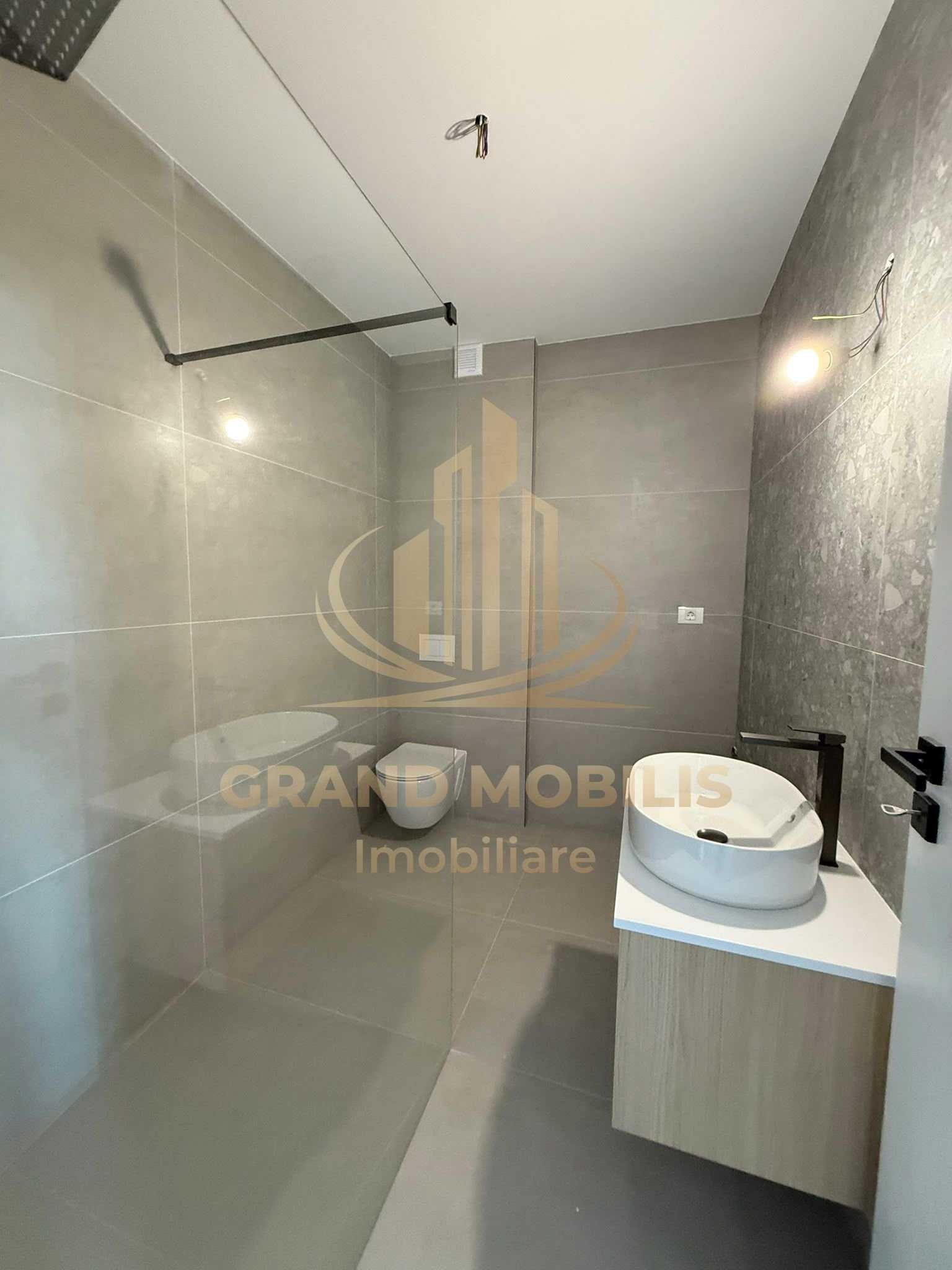 5d9f5e36996e420d8ccdadf17b7a4171 Apartament 2 camere Torontalului bloc 2026