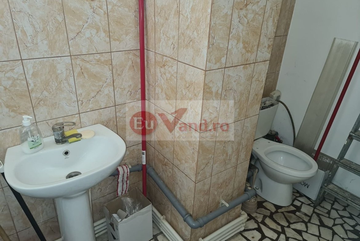 Spatiu comercial de vanzare – 85 mp – Strada Navelor, Faleza Dunarii