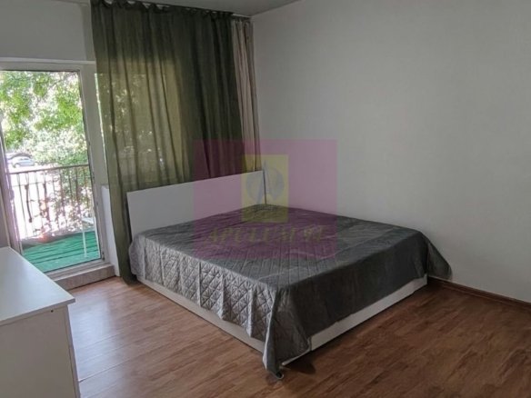 Apartament 3 camere 13 Septembrie- Novaci.