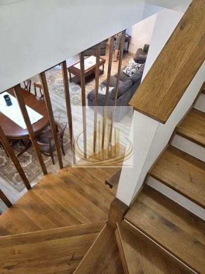 Casă tip triplex, 4 cam 2 bai, 110 mp utili, teren 200 mp – Dumbrăvița