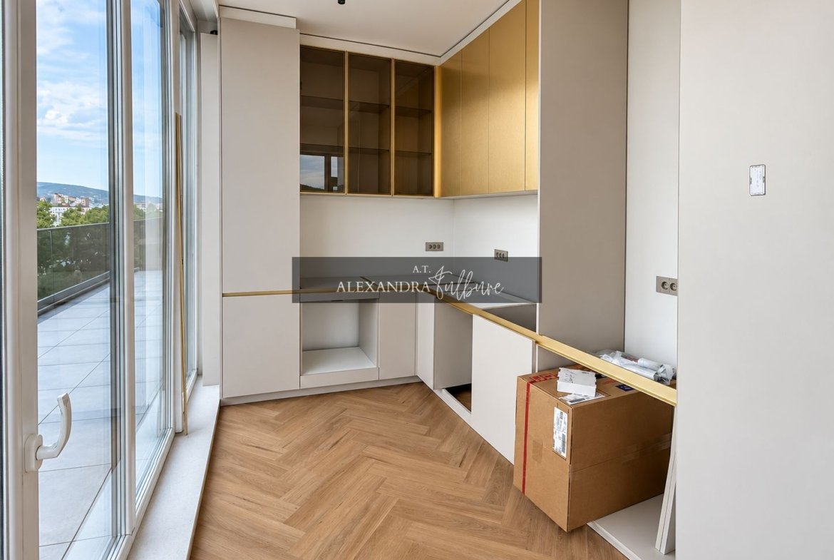 Apartament 3 camere, 3 bai, 84 mp+ terasa 71 mp, garaj