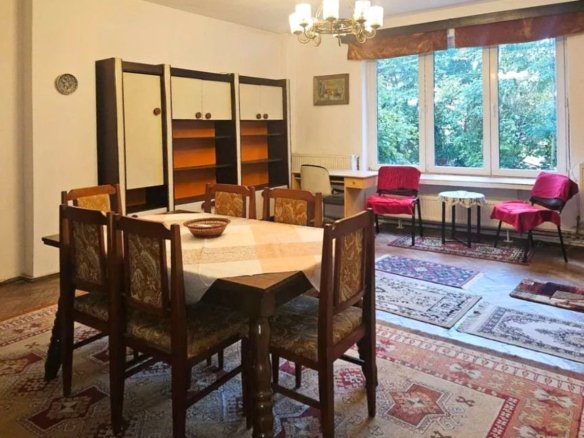 UN APARTAMENT PENTRU CEI CARE S-AU SĂTURAT DE SPAȚII ÎNGHESUITE