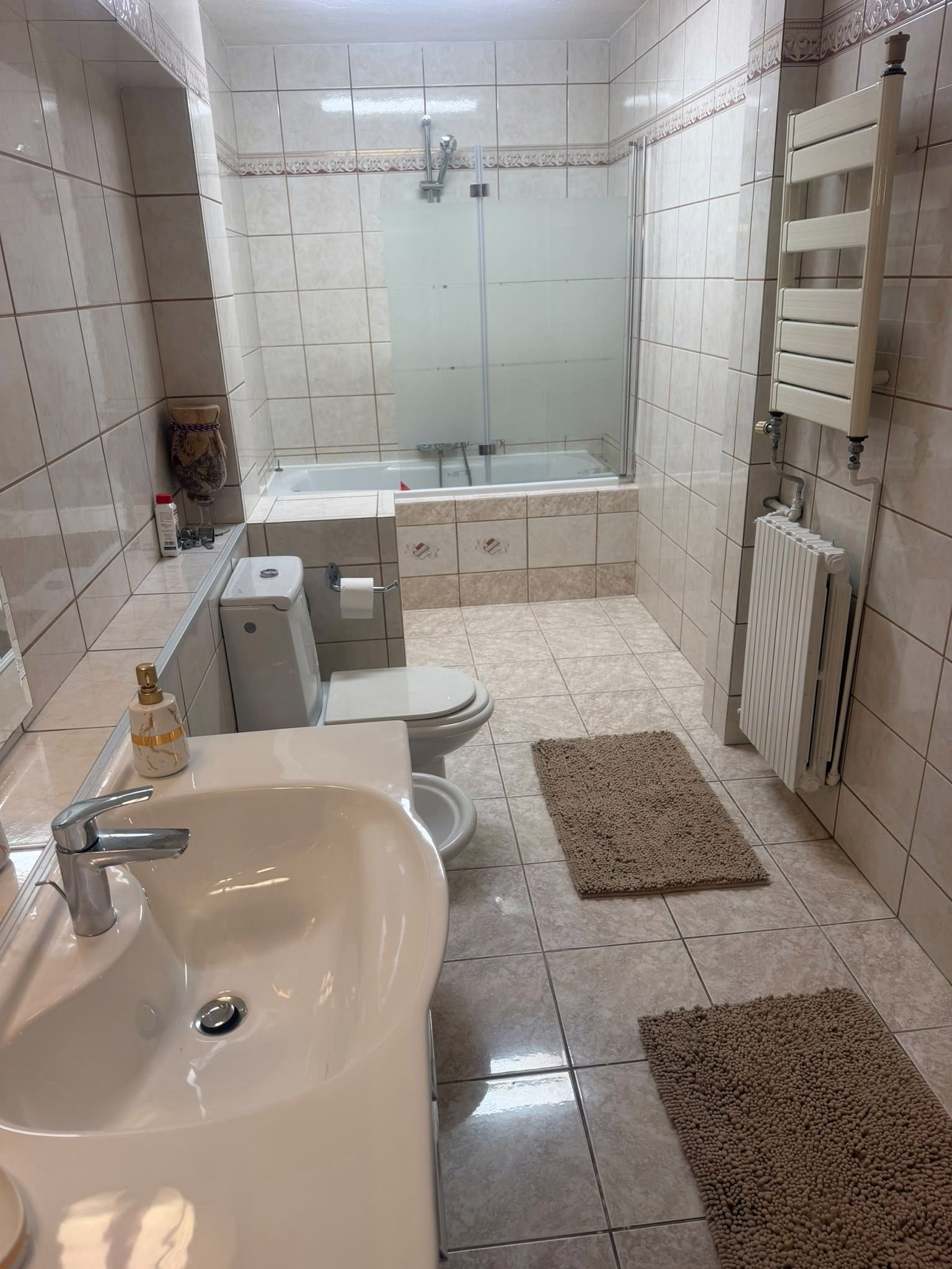 Piata Floreasca apartament 4 camere de inchiriat