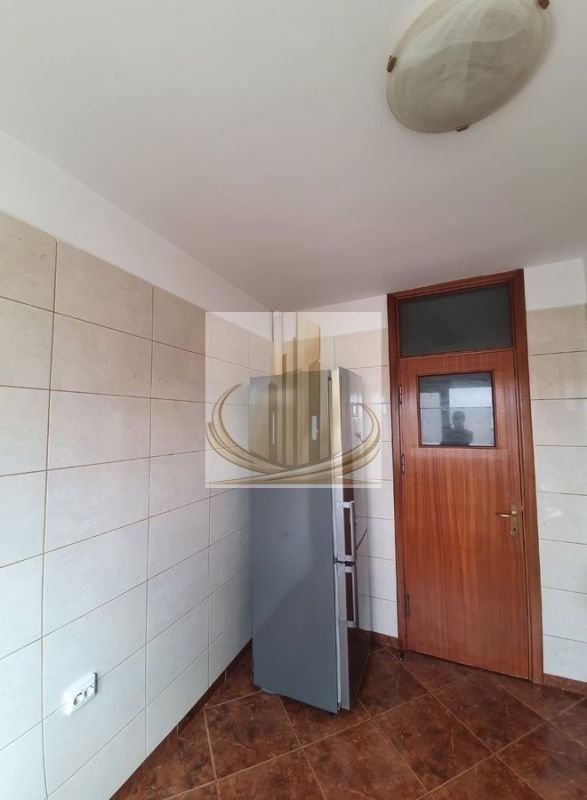 62cd196ccfe44deba30ebb8277026b6c Apartament 2 camere semidecomandat cu parcare de resedinta